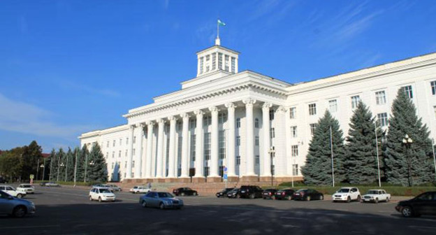 Здание правительства Кабардино-Балкарской республики. Фото: Megapups http://wikimapia.org/