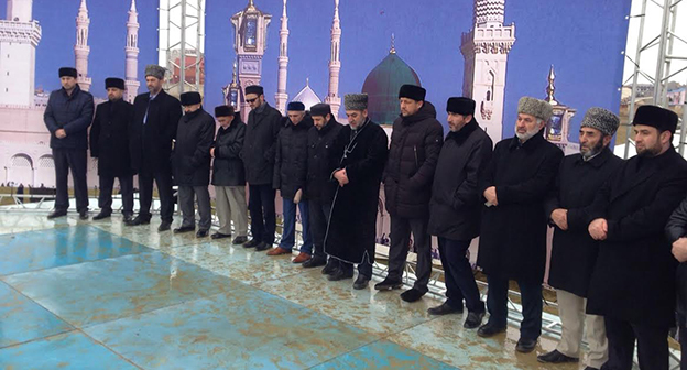 Маджлис, посвященный строительству крупнейшей в России мечети. Фото Абдулхамида Гаджиева