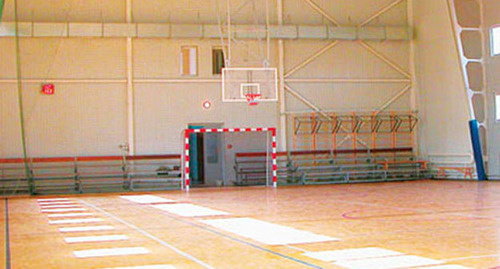 Школьный спортивный зал. Фото: www.sportob.ru/index.php?act=zal3