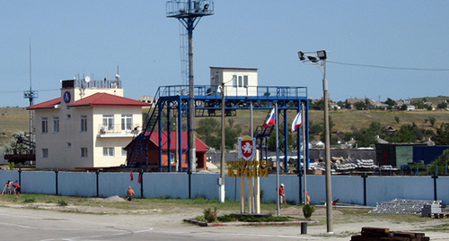 Посадочная площадка, порт "Крым". Фото Нины Тумановой