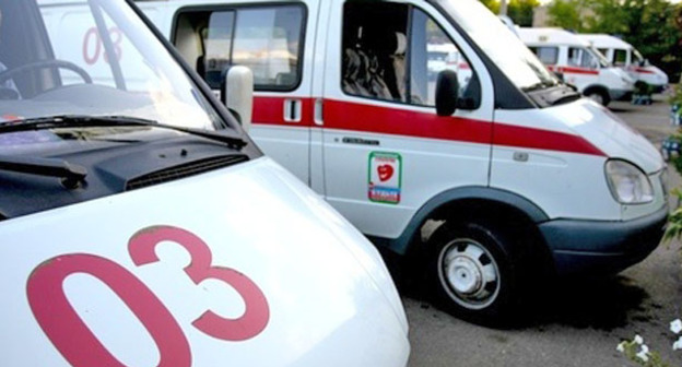 Машины "Скорой помощи". Фото: Геннадий Аносов / Югополис