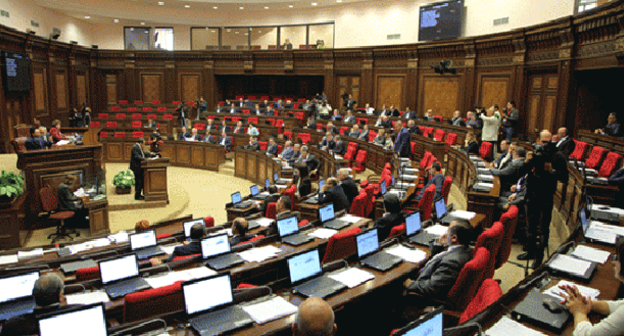 Заседание парламента Армении. Фото http://www.pastinfo.am/ru/node/65523