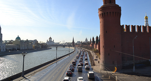 Вид на Москву-реку и кремлёвскую стену с места убийства Б.Немцова. Фото Светланы Кравченко для "Кавказского узла"
