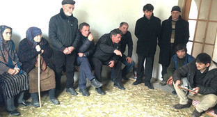 Жители Новолакского района Дагестана. Декабрь 2104 г. Фото Патимат Махмудовой для "Кавказского узла" Жители Новолакского района Дагестана. Декабрь 2104 г. Фото Патимат Махмудовой для "Кавказского узла"