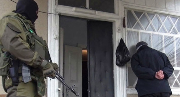 Контртеррористическая операция в селе Старый Черек. КБР, 6 апреля 2015 г. Фото http://nac.gov.ru/ 