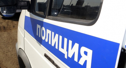 Надпись на автомобиле "полиция". Фото: 30.mvd.ru/