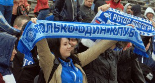 Болельщики ФК Ротор Фото Татьяны Филимионвой для "Кавказского узла" Болельщики ФК Ротор Фото Татьяны Филимионвой для "Кавказского узла"