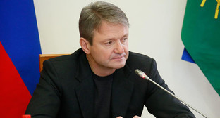 Александр Ткачев. Фото: http://www.antkachev.ru/feeds/photoarchive/?sid=10 Александр Ткачев. Фото: http://www.antkachev.ru/feeds/photoarchive/?sid=10