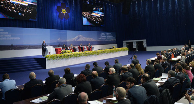 Форум "Против преступления геноцида". Ереван, 22 апреля 2015 г. Фото: официальный сайт президента республики Армения http://www.president.am/