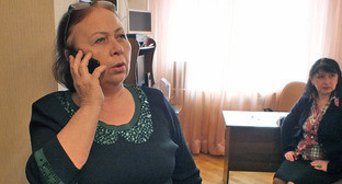 Руководитель организации "Дагестан без сирот" Раисат Османова. Махачкала, 22 апреля 2015 г. Фото Патимат Махмудовой для "Кавказского узла"