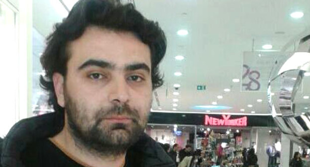 Турал Мустафаев. Фото http://www.azadliq.info/siyast/58093-tural-mustafayev-rizsini-geri-goetuermk-istdiyin-goer-hbs-olundu.html