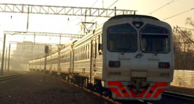Пригородная электричка. Фото: http://kavkaztimes.ru/06/02/2015/derbent-mahachkalu-i-hasavyurt-vnov-svyazhut-elektrichki/