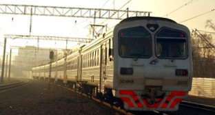 Пригородная электричка. Фото: http://kavkaztimes.ru/06/02/2015/derbent-mahachkalu-i-hasavyurt-vnov-svyazhut-elektrichki/