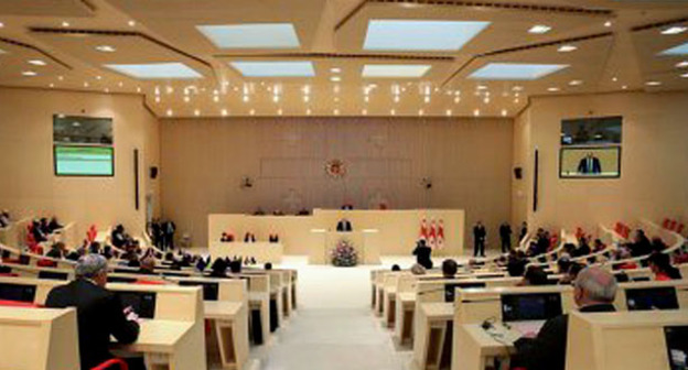 Заседание парламента Грузии. Фото https://www.facebook.com/Margvelashvili