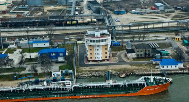 Порт "Кавказ". Фото http://ewnc.org/node/13613