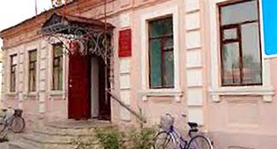 Здание администрации станицы Ахтанизовской. Фото: http://bloknot-krasnodar.ru/news/na-kubani-proizoshlo-pokushenie-na-glavu-stanitsy-597430