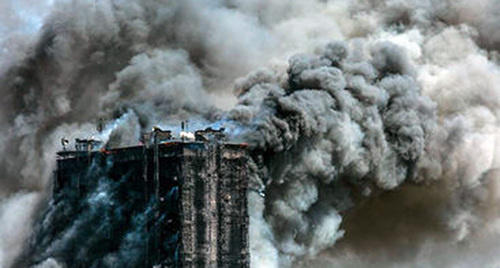 Пожар в многоэтажке в Баку. Фото Orkhan Aslanov, http://news.day.az/society/580281.html 