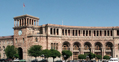 Здание правительства Армении. Фото http://www.gov.am/ru/building/