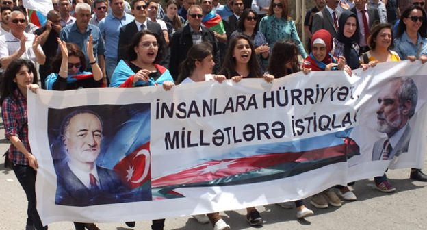 Митинг оппозиции по случаю Дня Республики. Азербайджан, поселок Новханы, 28 мая 2015 г. Фото Парваны Байрамовой для "Кавказского узла"