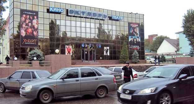 Кинотеатр "Октябрь" в Махачкале. Фото: АбуУбайда https://ru.wikipedia.org/