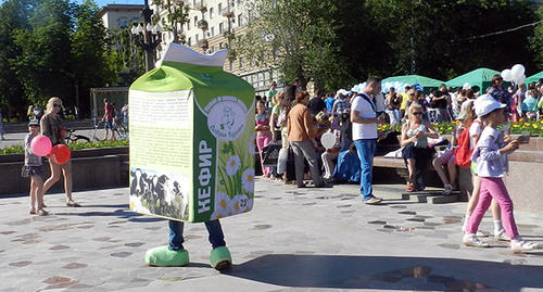 День молока в Волгограде. 7 июня 2015 года. Фото Татьяны Филимоновой