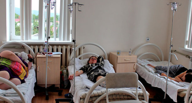Больные в Центральной районной больнице Алагира,отравившиеся водопроводной водой. 10 июня 2015 г. Фото Эммы Марзоевой для "Кавказского узла"