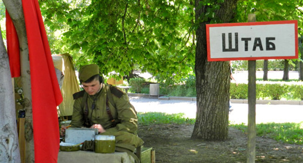Клуб "Пехотинец" реконструировал в Волгограде военно-полевой лагерь. 13 июня 2015 г. Фото Татьяны Филимоновой для "Кавказского узла"