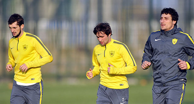 Игроки клуба "Анжи". Фото http://www.fc-anji.ru/