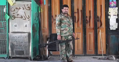 Солдат ССА (Свободная армия Сирии) на улице Алеппо. Сирия. Фото https://ru.wikipedia.org
