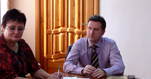 Олег Петелин (справа). Фото http://astrakhan.er.ru/