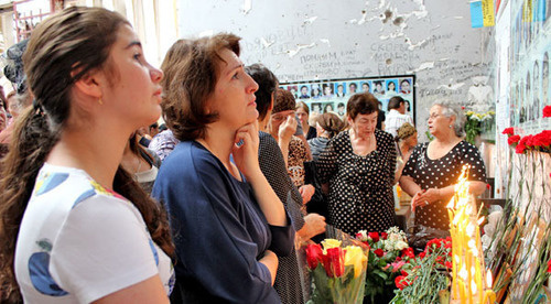 Траурные мероприятия, приуроченные к 10-й годовщине теракта в Беслане. 1 сентября 2014 г. Фото Эммы Марзоевой для  "Кавказского узла" 