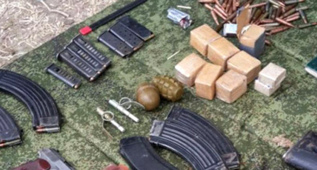 Оружие, боеприпасы. Фото http://nac.gov.ru/