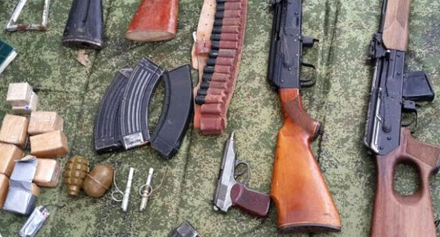 Оружие, боеприпасы. Фото http://nac.gov.ru/