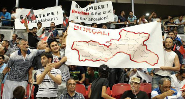 Болельщики ФК "Габала". Фото http://www.vesti.az/news/255310#ad-image-0