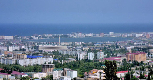 Махачкала. Фото: Абдулхак Мамхегов http://www.odnoselchane.ru/  