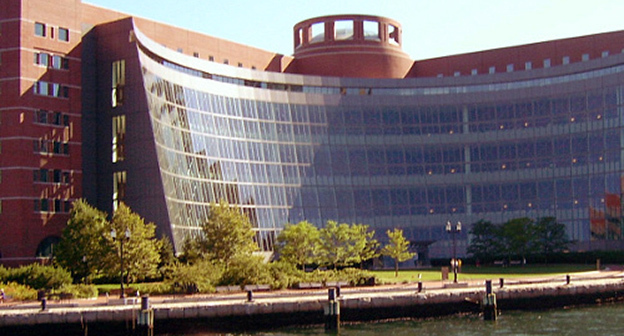 Здание Федерального суда в Бостоне, штат Массачусетс, США. Фото: Vinny Piazza, http://www.flickr.com/photos/vinnypiazza/7053646489