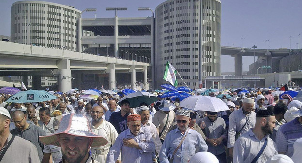 Паломники в долине Мина. Саудовская Аравия. Фото: Anceranana  https://ru.wikipedia.org