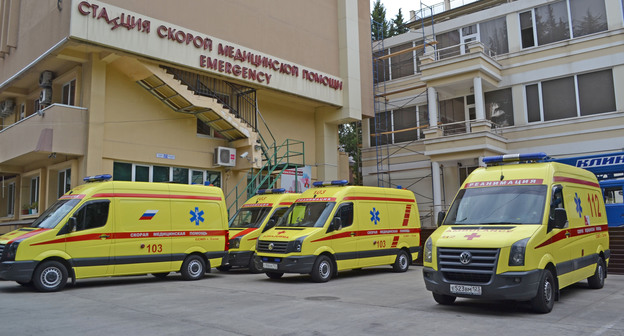 Станция скорой помощи куда привезли председателя УИКа Аллу Иваненко. Сочи, 13 сентября 2015 г. Фото Светланы Кравченко для "Кавказского узла"