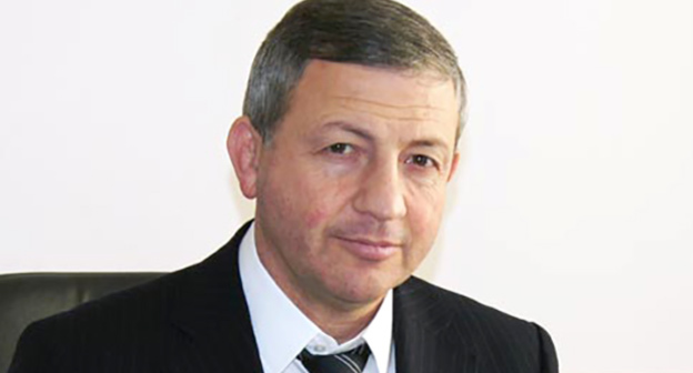 Вячеслав Битаров. Фото: http://www.rso-a.ru/index.php/pravitelstvo-respubliki-4/chleny-pravitelstva/3475-bitarov-vyacheslav-zelimkhanovich.html