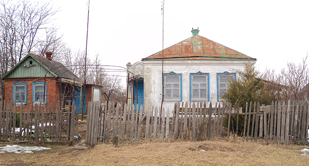 Дом в станице Андреевской Калининского района. Фото: http://krasnodar-doma.ru/krasnodar-image/dom_2969_1378.html