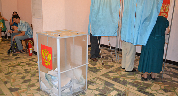 На избирательном участке №46-13. Сочи, 13 сентября 2015 г. Фото Светланы Кравченко для "Кавказского узла"