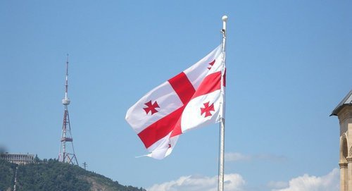 Флаг Грузии. Фото: http://sputnik-georgia.ru/politics/20150918/228569439.html