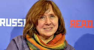 Светлана Алексиевич. Кадр из видео пользователя RusFrankfurt https://www.youtube.com/watch?v=DOkX7FdehnU Светлана Алексиевич. Кадр из видео пользователя RusFrankfurt https://www.youtube.com/watch?v=DOkX7FdehnU