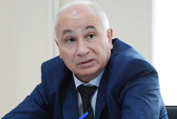 Мухтар Газаев. Фото http://www.pravitelstvokbr.ru/novosti_msu.php?ID=5880 Мухтар Газаев. Фото http://www.pravitelstvokbr.ru/novosti_msu.php?ID=5880