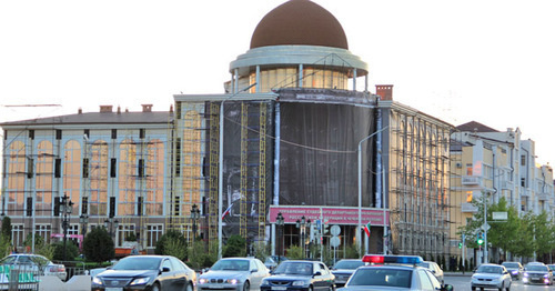 Здание управления судебного департамента при Верховном суде РФ в Чеченской Республике. Фото Магомеда Магомедова для "Кавказского узла"