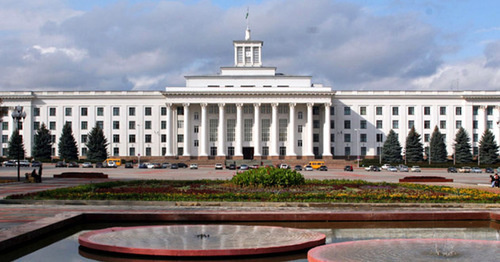 Парламент КБР. Фото http://aheku.net/news/policy/2030