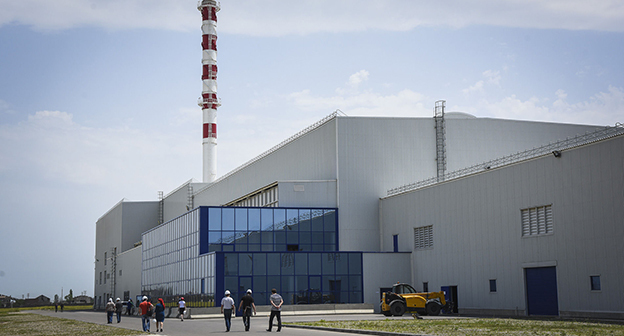 Здание Каспийского завода листового стекла. Фото: http://www.yuga.ru/