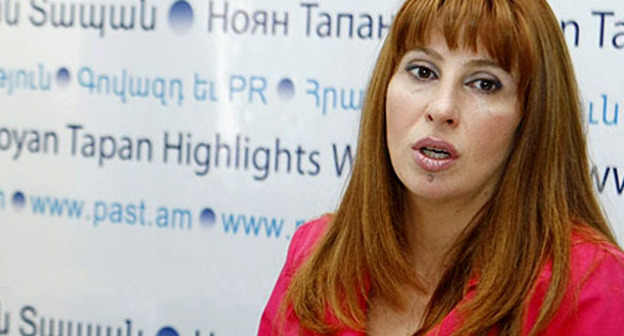 Руководитель парламентской фракции "Наследие" Заруи Постанджян. Фото: PanARMENIAN Photo / Hrant Khachatryan