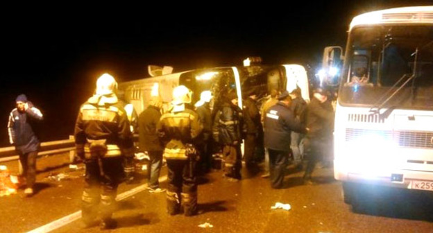 На месте ДТП. Тульская область, 3 ноября 2015 г. Фото: МЧС России по Тульской области