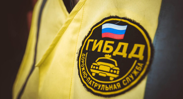 Сотрудник ДПС. Фото: Максим Тишин / Югополис